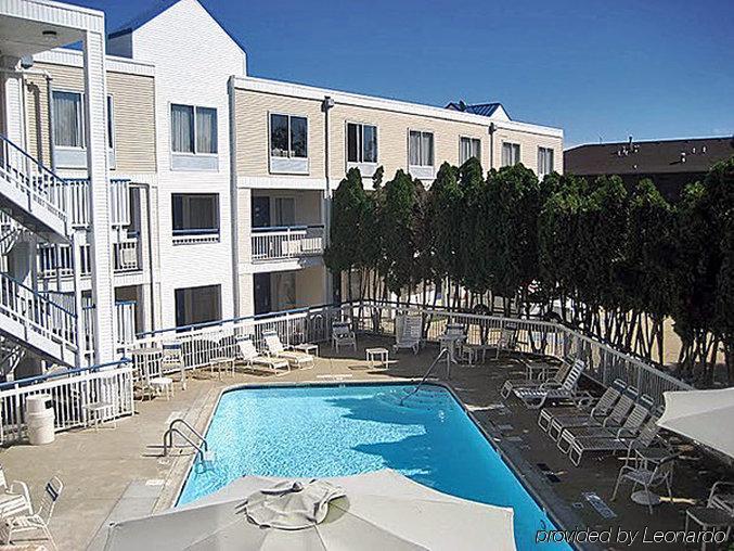 Motel 6 Normal Exterior photo